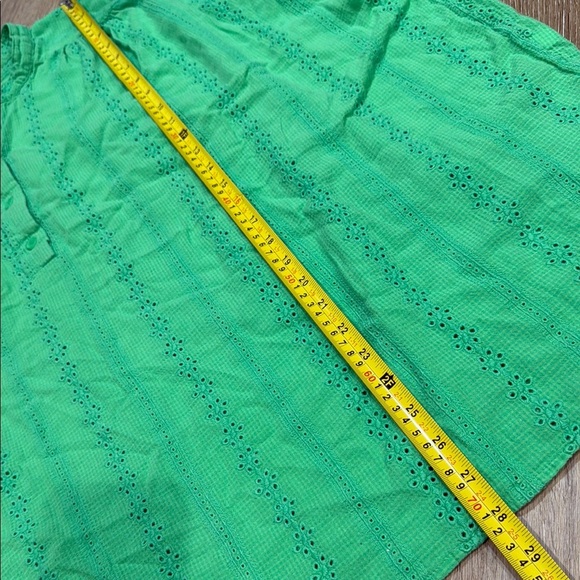 Lane Bryant Size 28 Green Boxy Blouse with Cuffed Sleeves - Picture 5 of 14